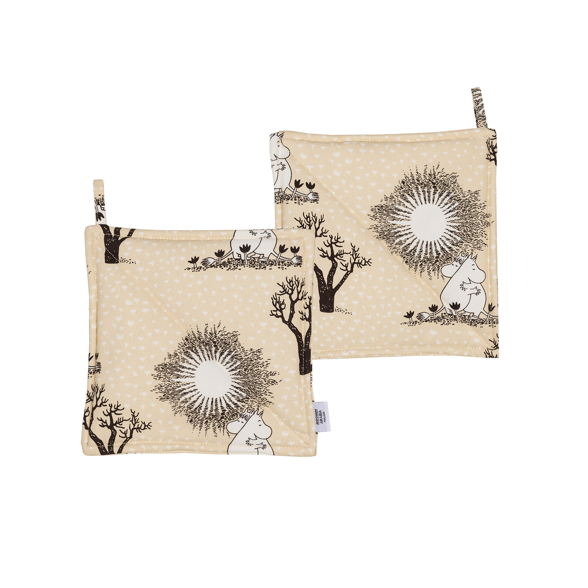 Two square beige potholders with illustrations of Moomintroll and Snorkmaiden hugging.