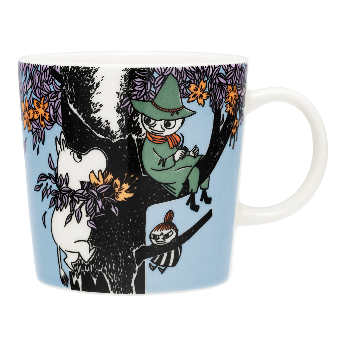 2025 Moomin mug Friends Forever shows Moomintroll, Snufkin and Little My climbing a perched tree